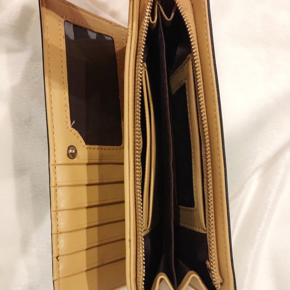 Turquoise Kate Spade Wallet - Picture 2 of 3